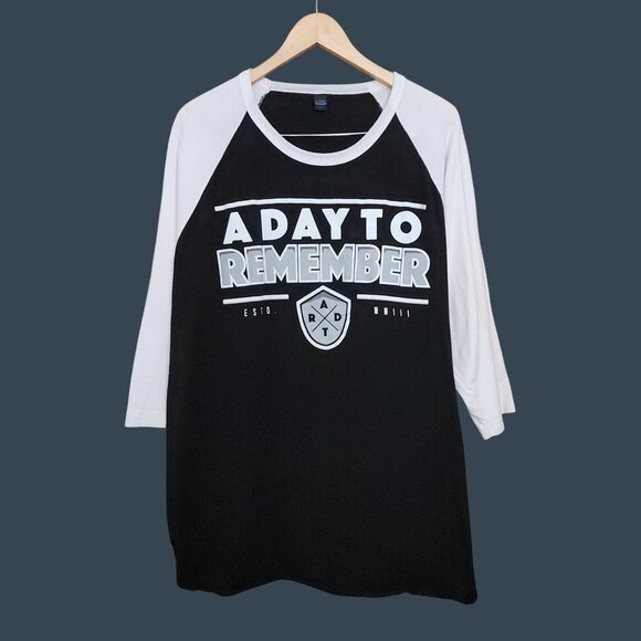 Vintage A Day to Remember XL Raglan 3/4 Sleeve Shirt - Picture 1 of 2